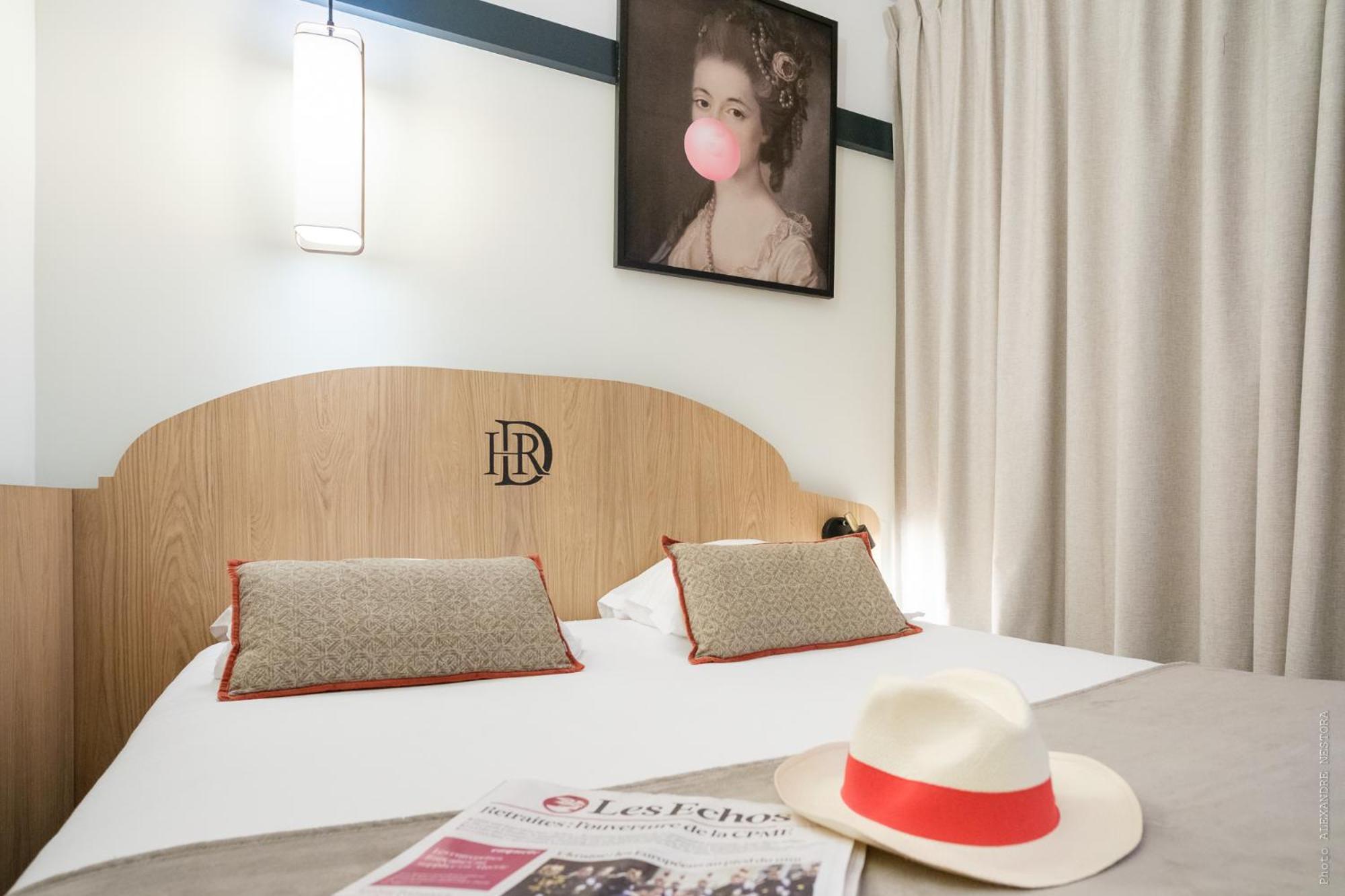 A L'hotel Des Roys Hotel