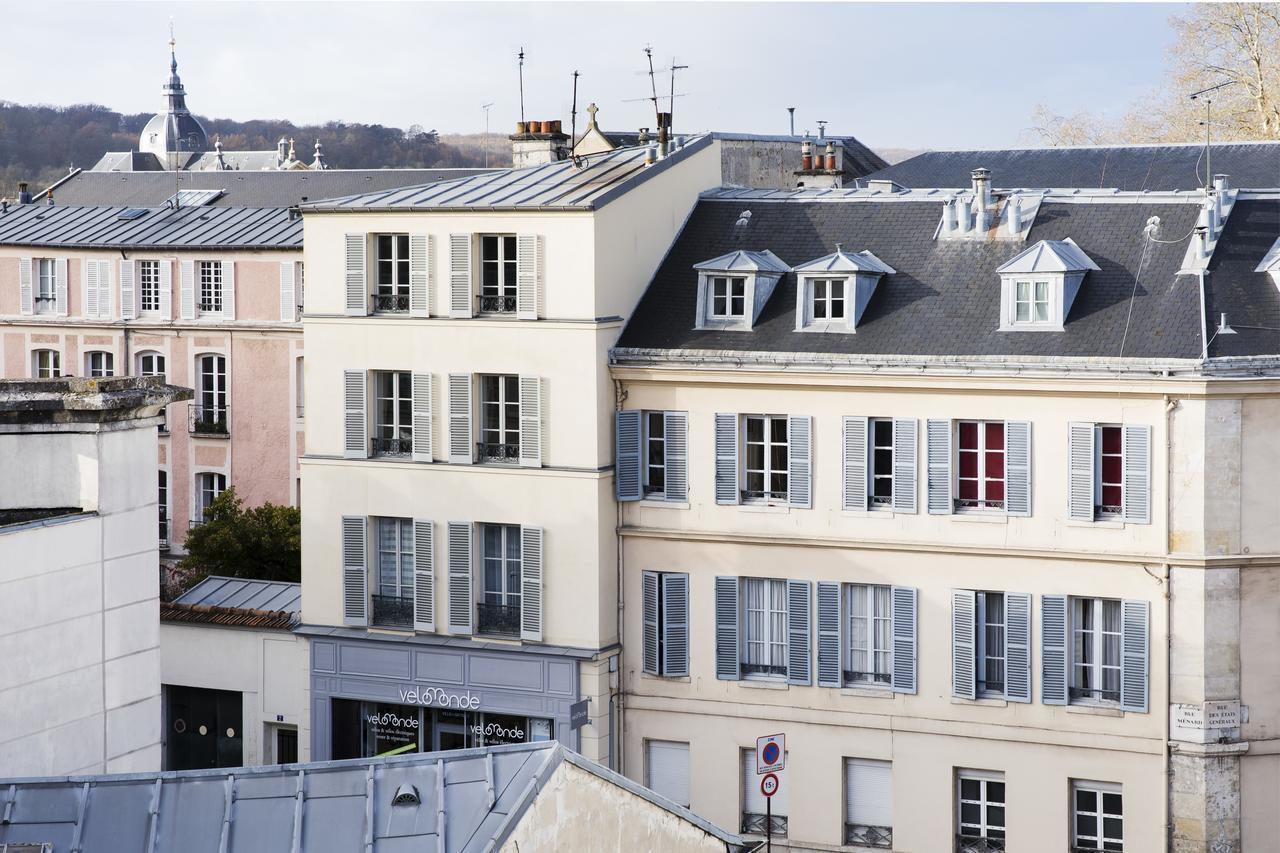 Hotel A L'hotel Des Roys 3*