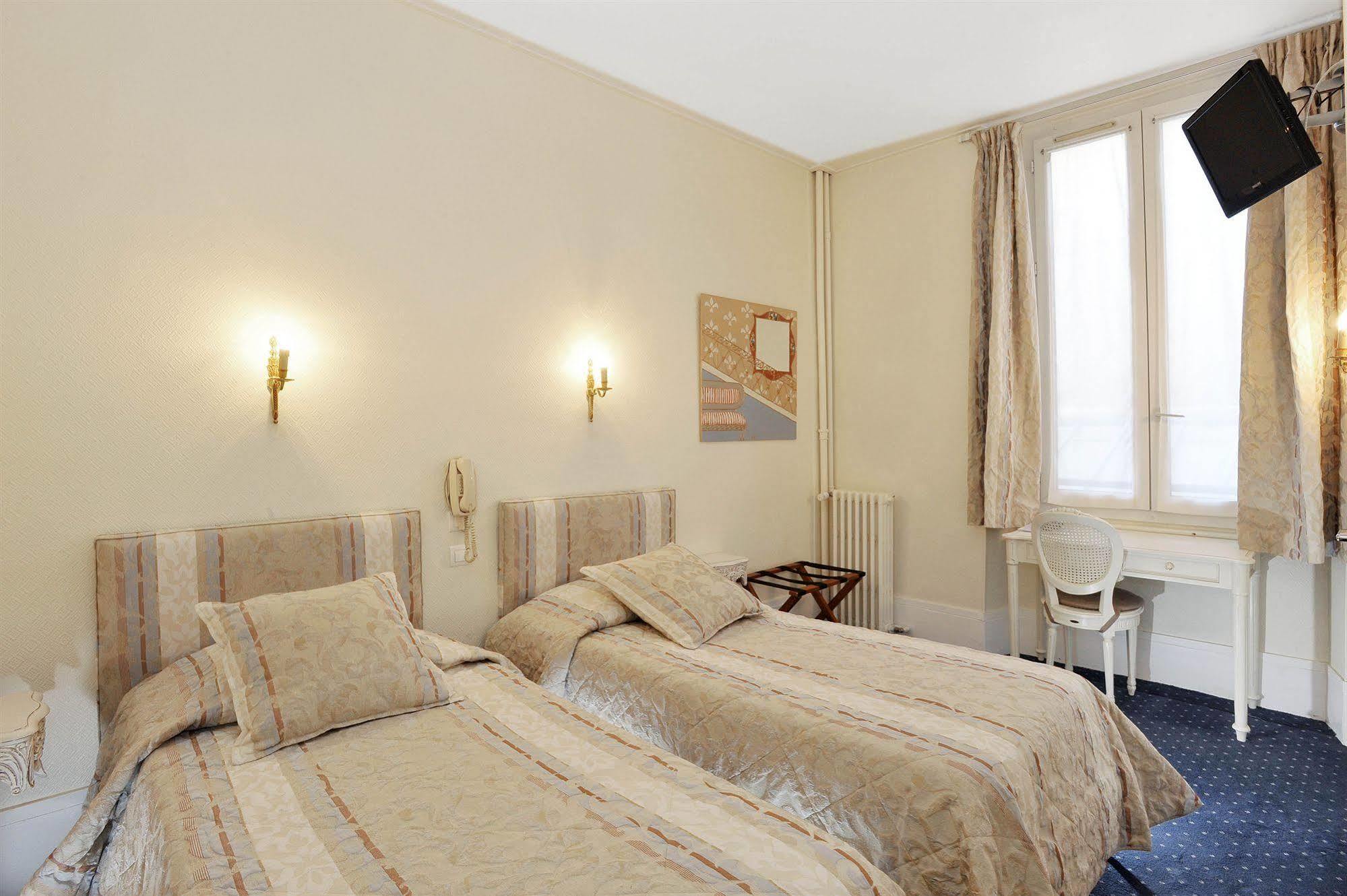 A L'hotel Des Roys Hotel 3*