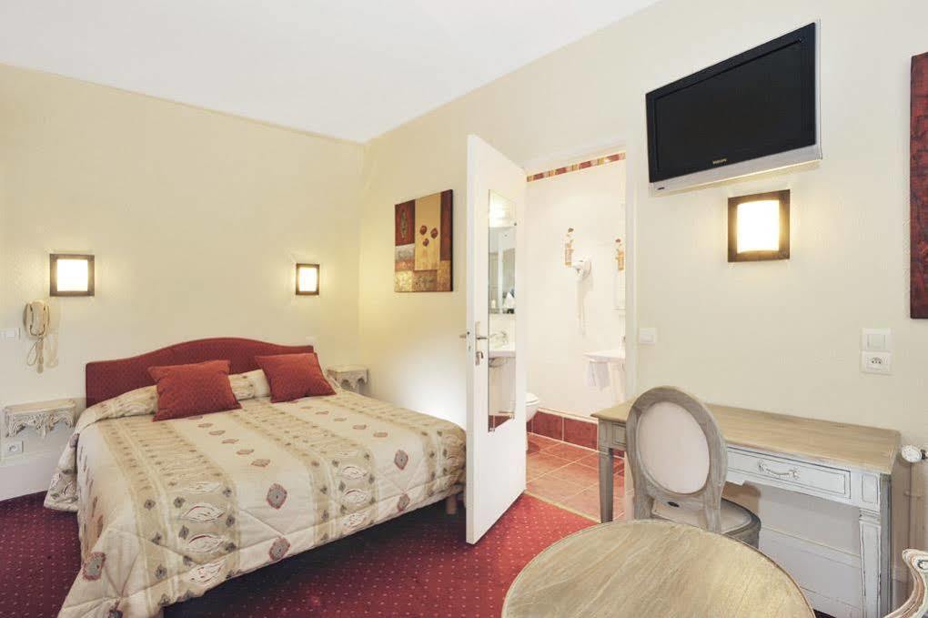 A L'hotel Des Roys Hotel Versailles
