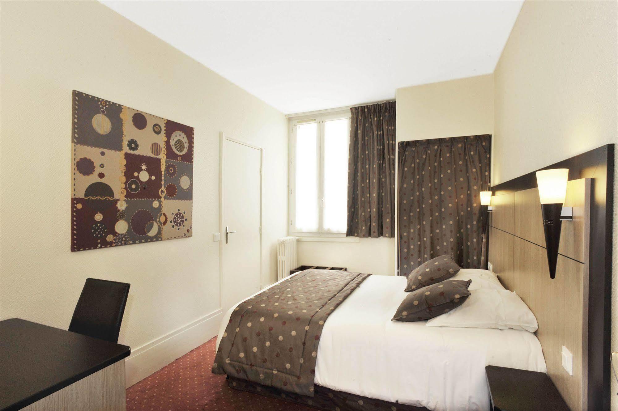Hotel A L'hotel Des Roys Versailles